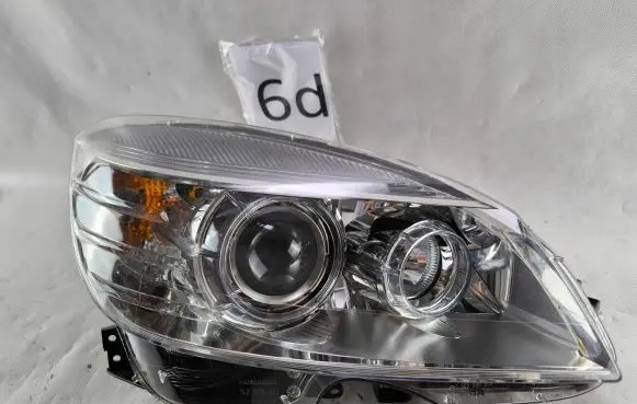 Mercedes-Benz C W204 Headlight/headlamp