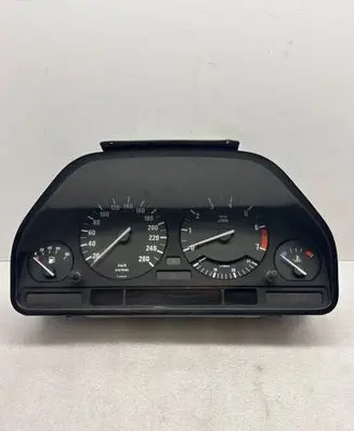 BMW 7 E32 Speedometer (instrument cluster) 8364749 32118364749