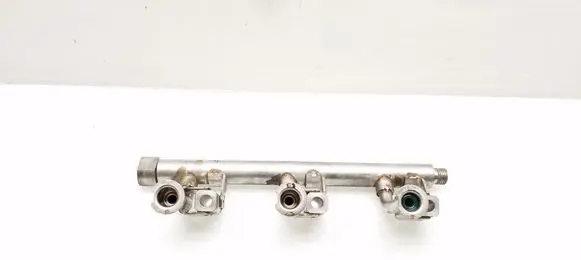 Ford Focus Fuel main line pipe DM5G9H487AA