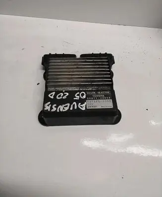 Toyota Avensis T250 Fuel injection control unit/module 1310001260 8987120050