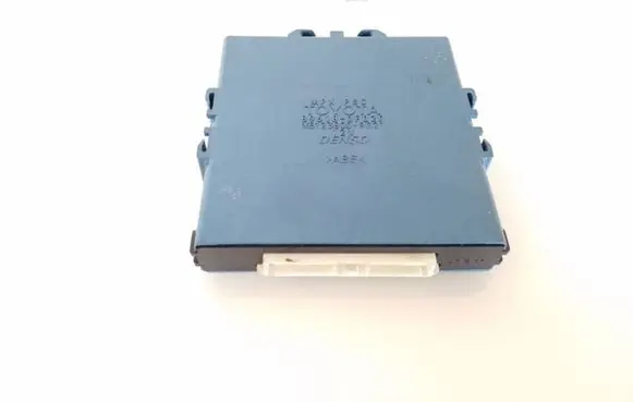 Toyota Corolla Verso E121 Combustion control unit/module 896180F020 MB1238009021