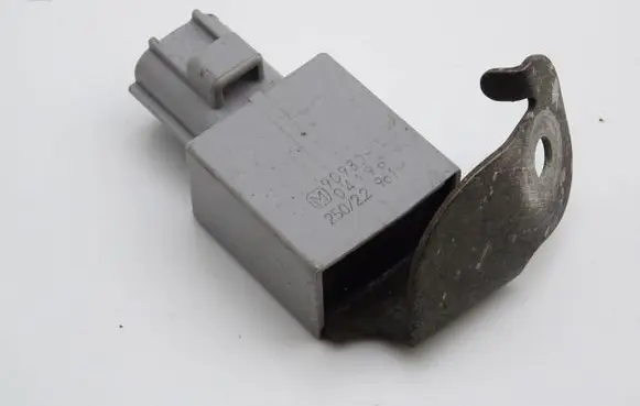 Toyota Auris 150 Other relay 9098004196