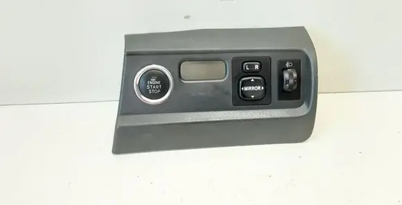 Toyota Corolla Verso AR10 Engine start stop button switch 554470F010 15A710