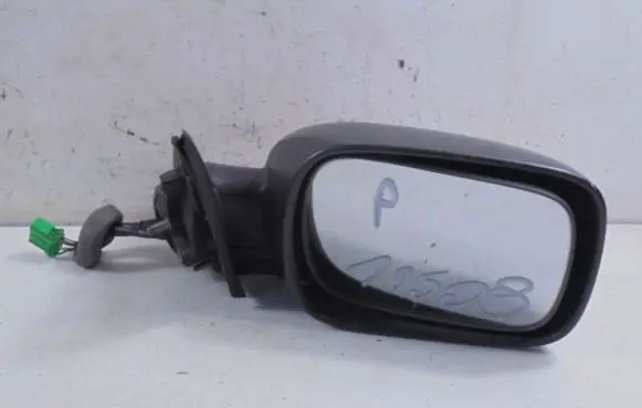 Volvo XC70 Manual wing mirror 015601