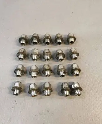 Toyota Auris E180 Nuts/bolts 