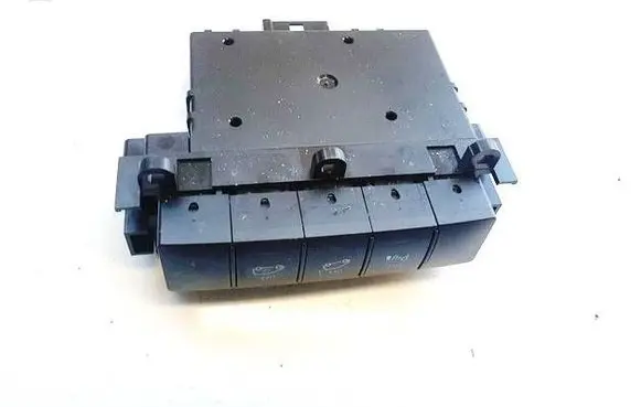 Mercedes-Benz B W245 Parking (PDC) sensor switch 1698208710 33460102