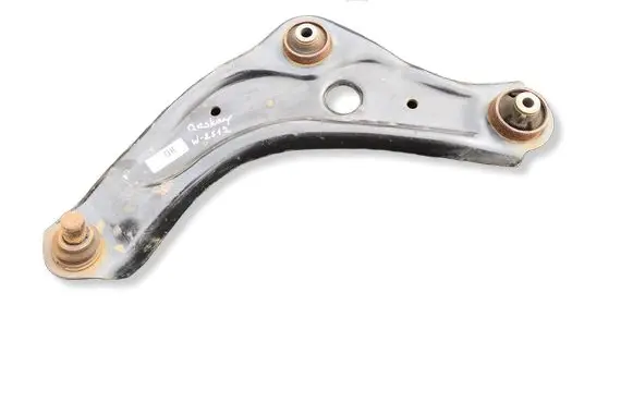 Nissan Qashqai Front lower control arm/wishbone 