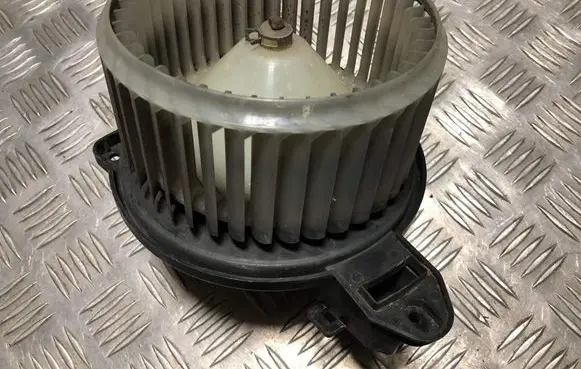 Audi A6 S6 C6 4F Heater fan/blower 051175