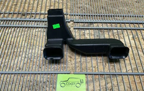 Mercedes-Benz G W461 W463 1st Gen Cabin air duct channel A4638317445 4638317445