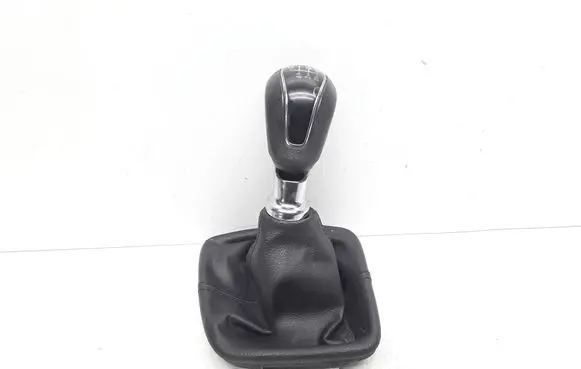 KIA Ceed Gear lever shifter trim leather/knob 