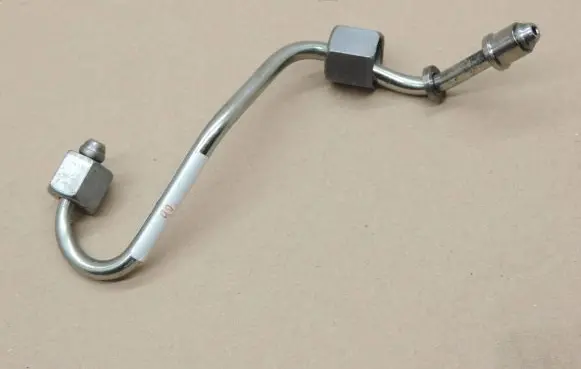 Fuel injector supply line/pipe