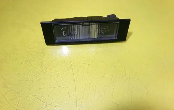 Renault Scenic I Number plate light 7700436896