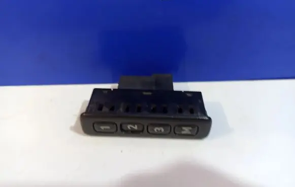 Saab 95 - 96 Seat control switch 5450192