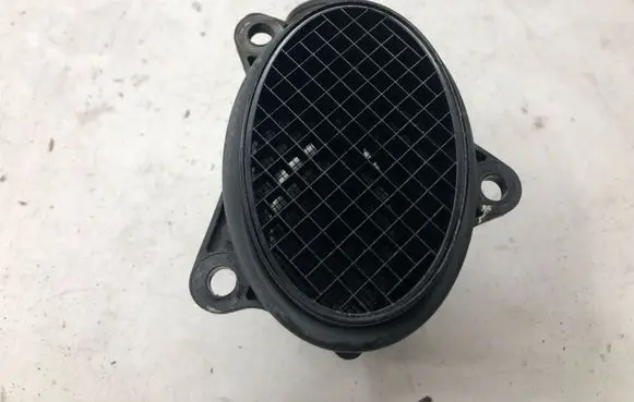 Citroen C4 I Mass air flow meter 72834204