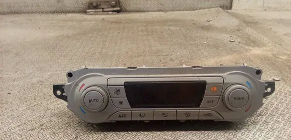 Ford Focus Climate control unit 7M5T18C612CC