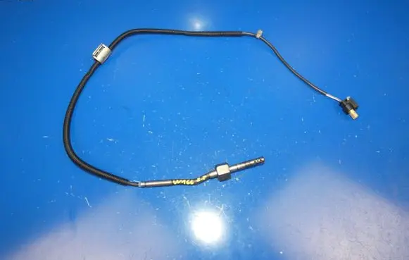 Mercedes-Benz ML AMG W166 Exhaust gas temperature sensor A0009050332