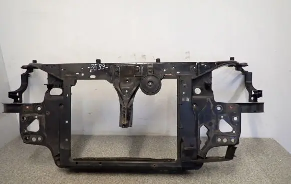 Hyundai Getz Front bodywork piece 