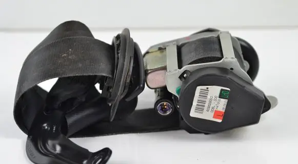 Volkswagen Golf Plus Front seatbelt 609629300 H41302 008L000