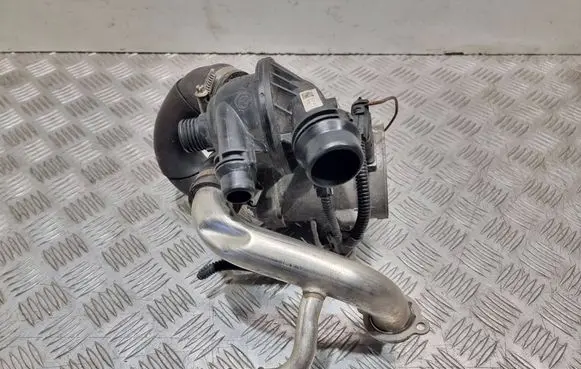 BMW 1 E81 E87 Water pump 7552403 10106811