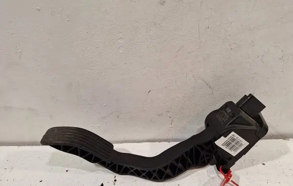 Citroen C4 II Accelerator throttle pedal 9671840280
