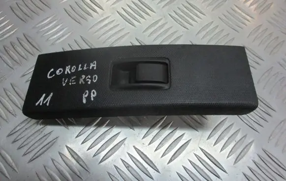 Toyota Corolla Verso E121 Electric window control switch