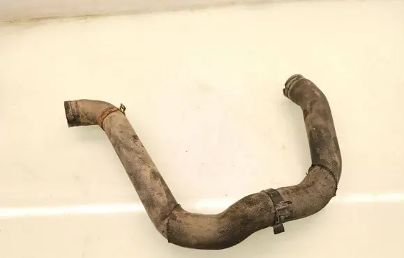 Mercedes-Benz B W245 Engine coolant pipe/hose 