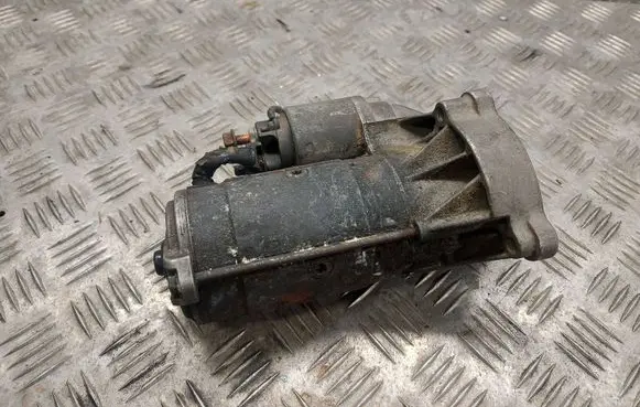 Opel Insignia A Starter motor 670626