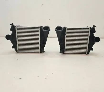 Audi RS Q8 Intercooler radiator 4M0145803BT 4MO145804BT