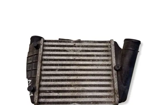 Audi A4 S4 B7 8E 8H Intercooler air channel guide 8E0145806L