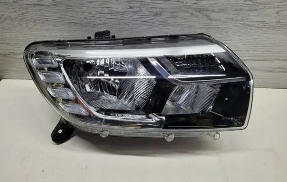 Dacia Logan II Headlight/headlamp 260103529R