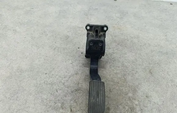 Volkswagen Crafter Accelerator throttle pedal A9063000404