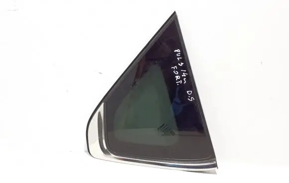 Nissan Pulsar Rear side window 833003ZL1A