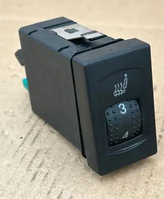 Volkswagen PASSAT B5.5 Seat heating switch 3B0963563C