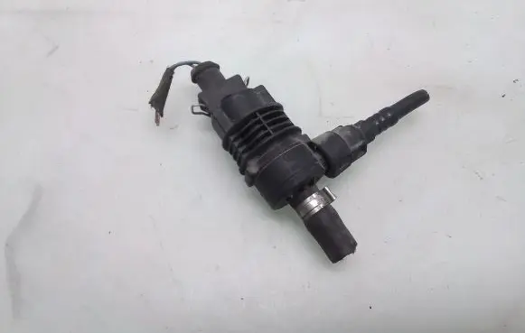 Mercedes-Benz ML W163 Vacuum valve A1634700493