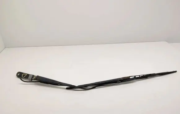 Iveco Daily 4th gen Front wiper blade arm