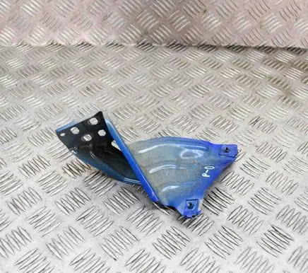 Opel Mokka Fender mounting bracket