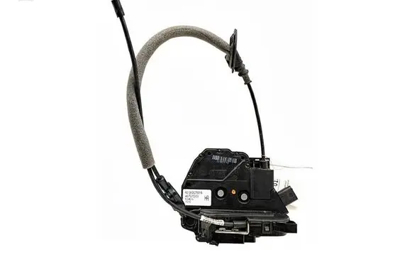 Renault Clio IV Rear door lock 825000767R