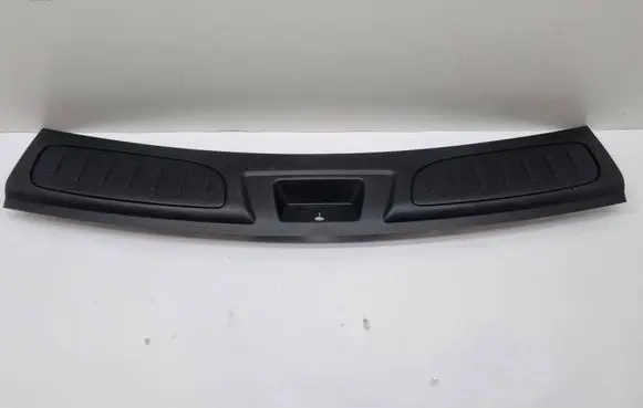 Dodge Durango Trunk/boot sill cover protection 100980020BLR