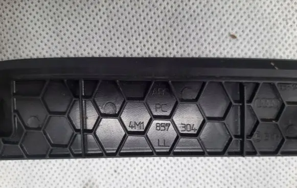 Audi Q7 4M Other interior part 4M1857304
