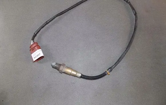 Volkswagen Phaeton Lambda probe sensor 077906262G