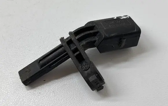 Volkswagen Transporter - Caravelle T6 ABS brake wheel speed sensor 10071152713