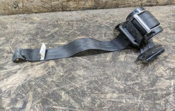 Mitsubishi Space Star Rear seatbelt 622168800