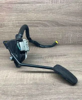 Volvo XC90 Accelerator throttle pedal 30666658 6PV008537 Used