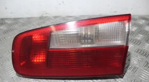 Renault Laguna II Tailgate rear/tail lights 8200002476