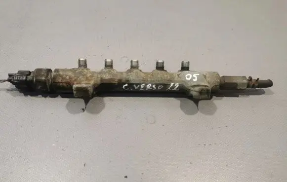 Toyota Corolla Verso E121 Fuel main line pipe