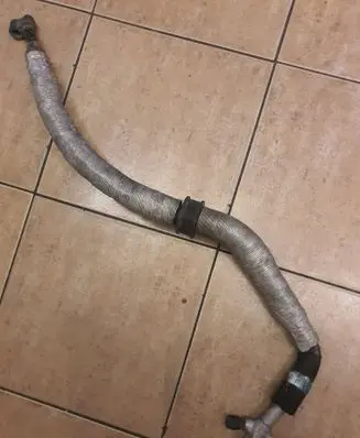 BMW 3 E36 Air conditioning (A/C) pipe/hose 010031800 8372120
