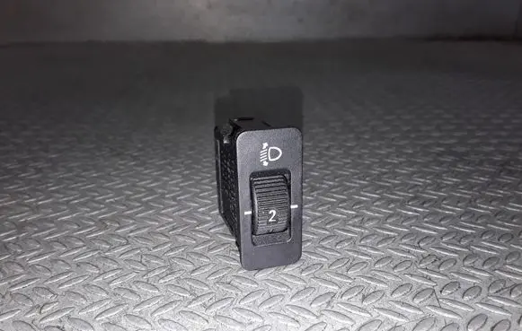 BMW 5 E39 Headlight level height control switch 61318360460