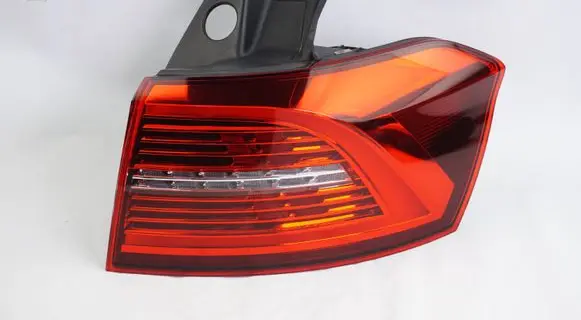 Volkswagen PASSAT B8 Rear/tail lights 3G9945208F