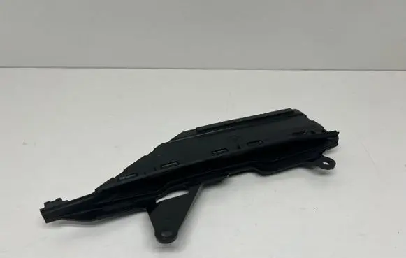 BMW 8 G15 Fender grill 7419011