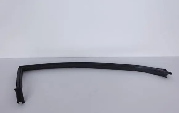 Ferrari F12 Berlinetta Rubber seal front coupe door window 83370000